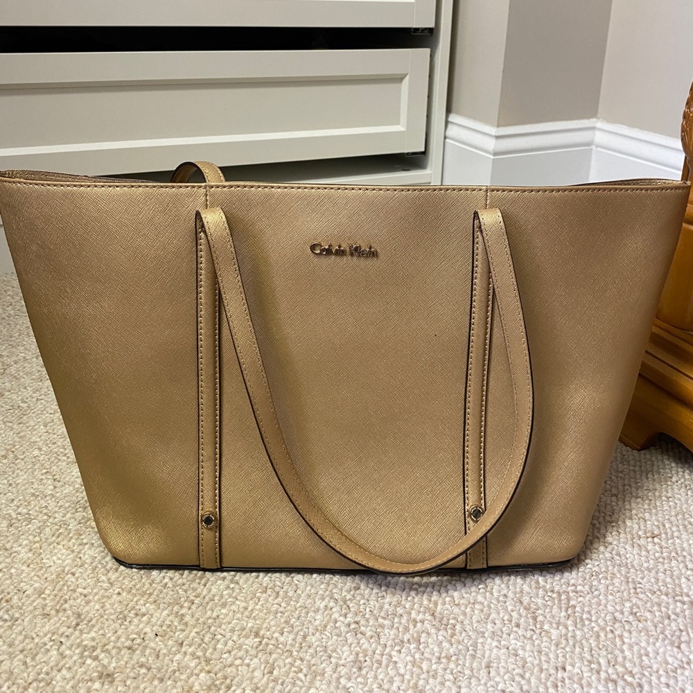Large Calvin Klein purse
